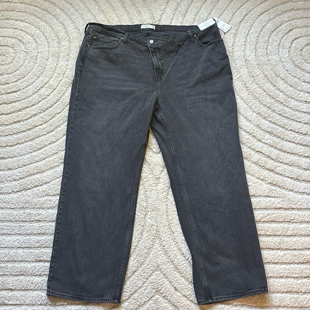 Abercrombie The 90’s Relaxed High Rise Jeans